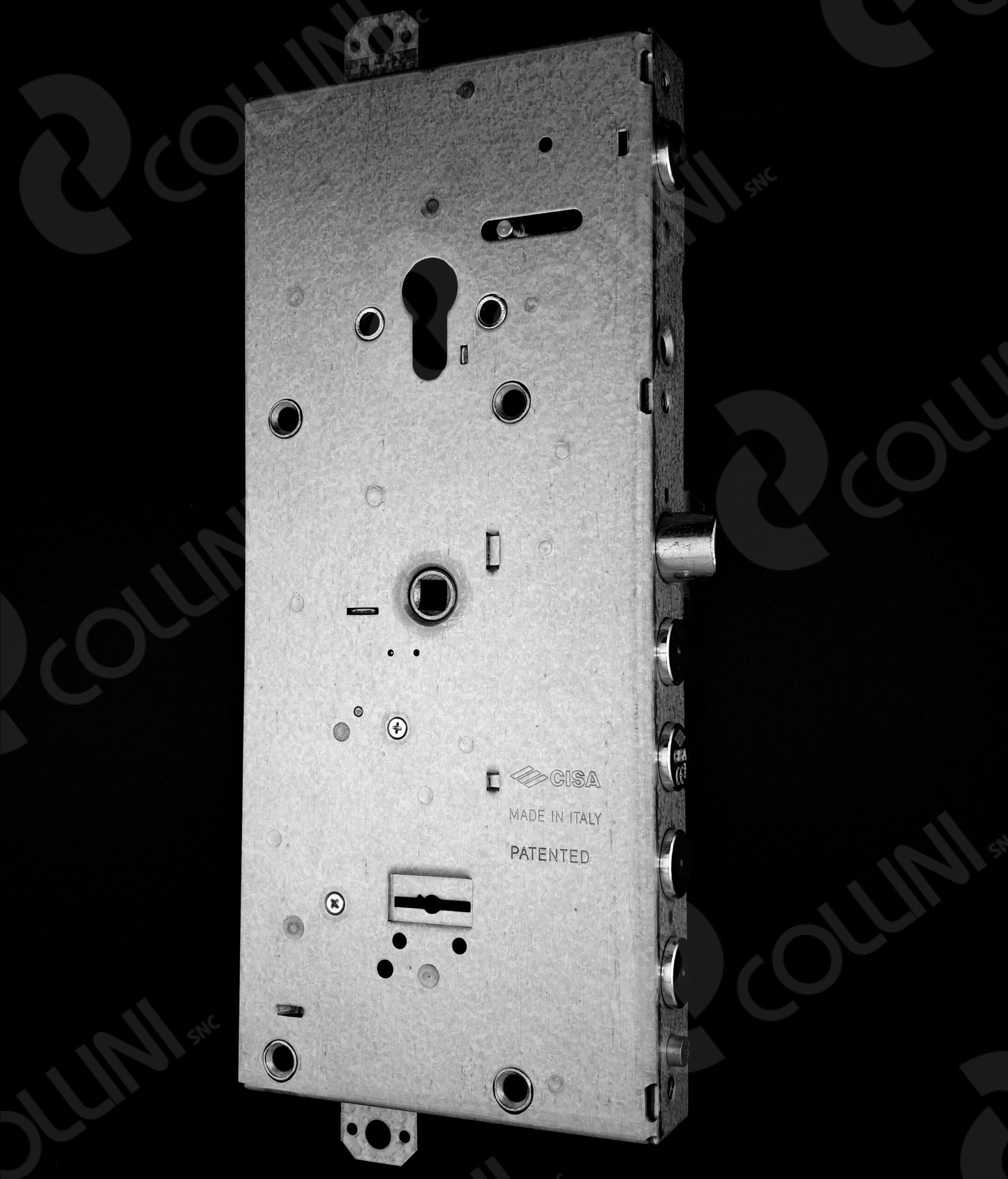 CISA Serratura a DM 4 Pistoni+Scrocco+Servizio(Ricifrabile)