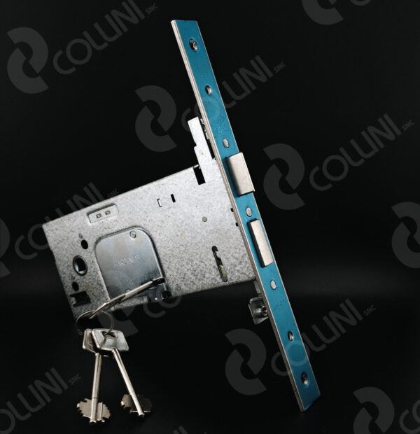 CISA Serratura da Infilare a DM Triplice(Catenaccio + Scrocco - Ent. 90)