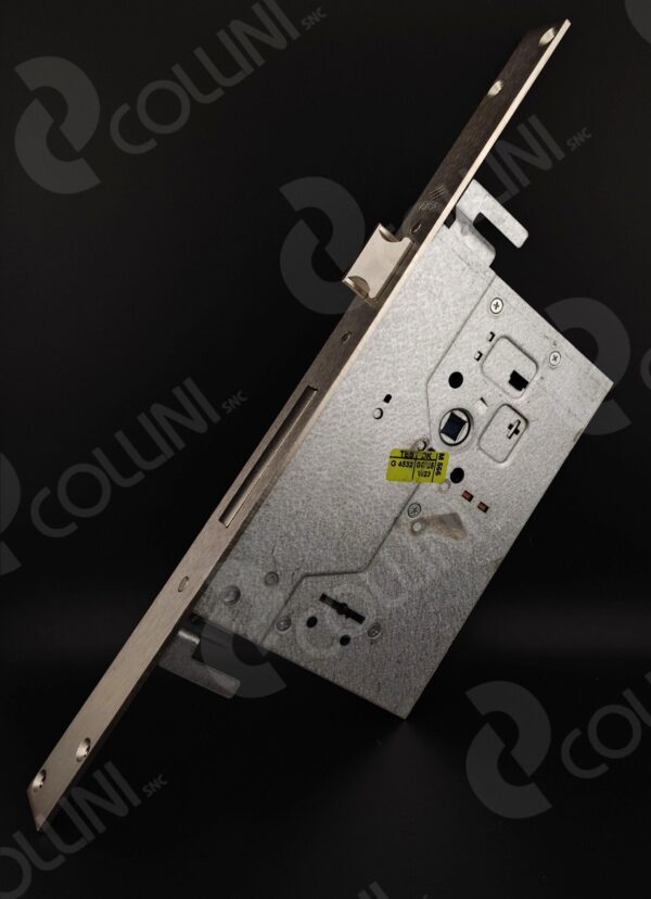 CISA Serratura da Infilare Triplice a DM(4 Mandate)